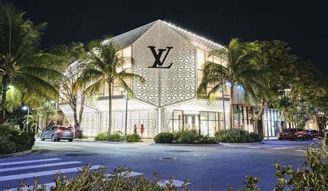 louis vuitton men's show miami|louis vuitton merrick park.